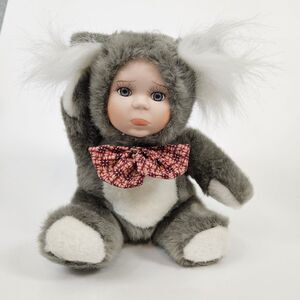 Geppeddo Cuddle Kids Kelsey Koala Bear Doll w/ Plush Body Porcelain Face Gift